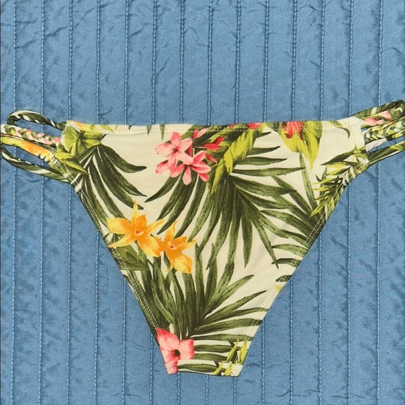 Tropical Print Bikini Bottom - Picture 3 of 3